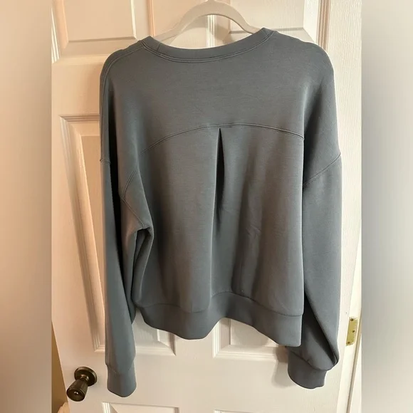 SPANX AirEssentials Crew - Picture 2 of 3